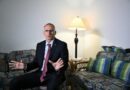 Exiled dissident encourages Cubans to stay and fight