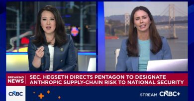 Anthropic’s Claude hits No. 2 on Apple’s top free apps list after Pentagon rejection Anthropic’s Claude hits No. 2 on Apple’s top free apps list after Pentagon rejection