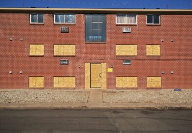 Owners of blighted Edge of Lowry apartments settle Aurora lawsuit, agree to sell Owners of blighted Edge of Lowry apartments settle Aurora lawsuit, agree to sell