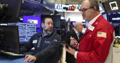 Stocks slide as traders assess Walmart earnings, potential Iran conflict: Live updates Stocks slide as traders assess Walmart earnings, potential Iran conflict: Live updates