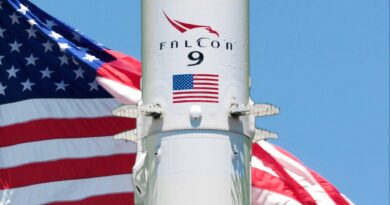 FCC chair slams Amazon for slow satellite launches after it opposed SpaceX data center plan