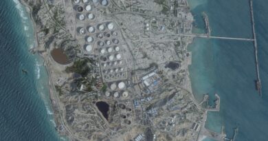 Iran threatens to retaliate against neighbors; Trump calls on countries to assist in securing Strait of Hormuz