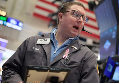 Stock futures slide ahead of a holiday-shortened trading week: Live updates Stock futures slide ahead of a holiday-shortened trading week: Live updates