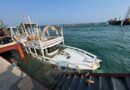 Ferry to Koh Larn sinks after striking pier, passengers safe Ferry to Koh Larn sinks after striking pier, passengers safe