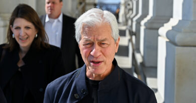 Jamie Dimon says Anthropic’s Mythos reveals ‘a lot more vulnerabilities’ for cyberattacks Jamie Dimon says Anthropic’s Mythos reveals ‘a lot more vulnerabilities’ for cyberattacks