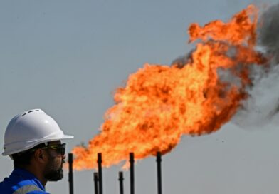 Oil strikes 4-year peak, stocks rise