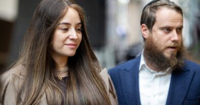 Antisemitism royal commission LIVE: Daughter of Bondi terror victim provides evidence