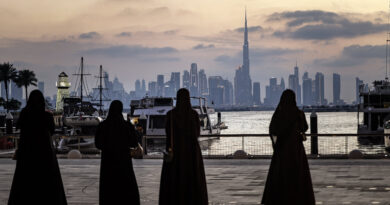 Iran attacks UAE; U.S. says it sank boats in Strait of Hormuz