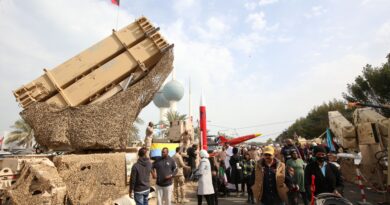 Kuwait air defenses activated against ‘missile and drone threats’; U.S. carries out new strikes in Iran Kuwait air defenses activated against ‘missile and drone threats’; U.S. carries out new strikes in Iran