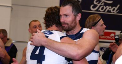 AFL round 21 teams and expert tips: Pies, Cats both lose crucial stars for MCG blockbuster