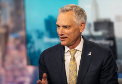 American Airlines CEO lays out his vision to close a more than $3 billion profit gap American Airlines CEO lays out his vision to close a more than $3 billion profit gap