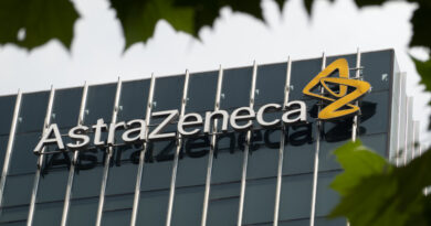 AstraZeneca stock dives 9% after heart drug trial misses target AstraZeneca stock dives 9% after heart drug trial misses target