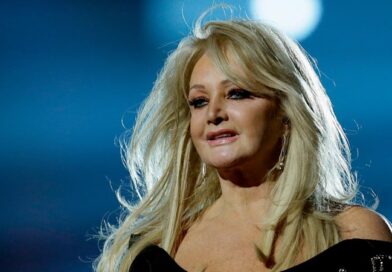 Bonnie Tyler, singer of Total Eclipse of the Heart, dies aged 75 Bonnie Tyler, singer of Total Eclipse of the Heart, dies aged 75