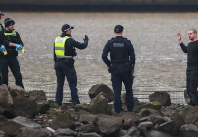 No sandwich, no bail: Accused Bolte Bridge graffiti vandal remanded after eight-hour stand-off