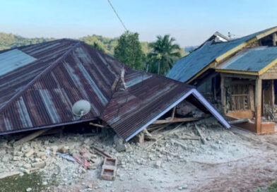 Death toll in Indonesian earthquakes mounts; homes damaged in Spanish tremors