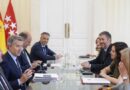 El PP oculta quién avisó a Feijóo de la compra de un inmueble por las obras en el despacho de Ayuso El PP oculta quién avisó a Feijóo de la compra de un inmueble por las obras en el despacho de Ayuso