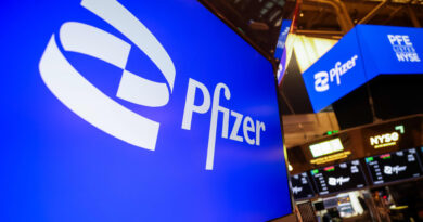 Pfizer tops estimates, hikes low end of revenue guidance on strength of Eliquis, other drugs