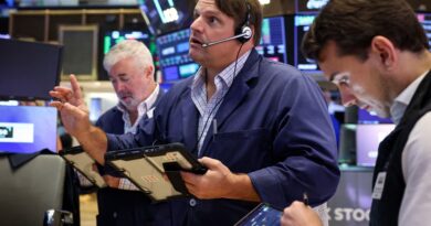 30-year Treasury yield hits highest level since 2004 as bond market rout continues 30-year Treasury yield hits highest level since 2004 as bond market rout continues