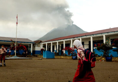 INDONESIA-NORTH SUMATRA-MOUNT SINABUNG-ERUPTION-EVACUATION