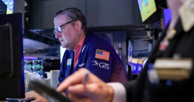 ASX set to slide, Wall Street retreats as bond yields, oil prices rebound