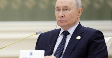 Kremlin says Putin relayed Iran’s position on resolving conflict to Trump Kremlin says Putin relayed Iran’s position on resolving conflict to Trump