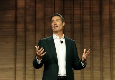 Starbucks sales miss expectations, but its U.S. turnaround is gaining steam